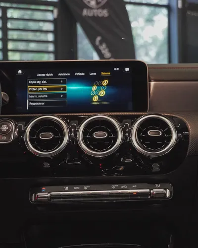 Mercedes Benz Cla180 2020