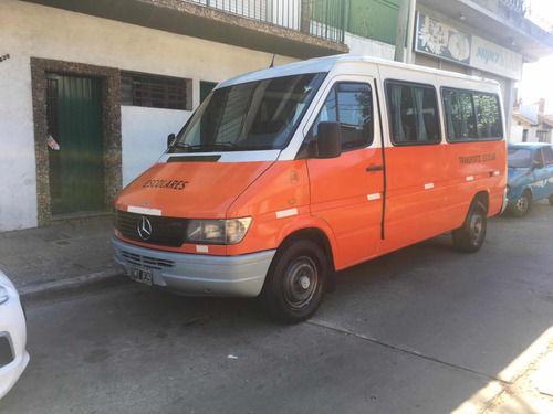 Imagen 2 de 11 de Mercedes-benz 310d Transporte Pasajeros