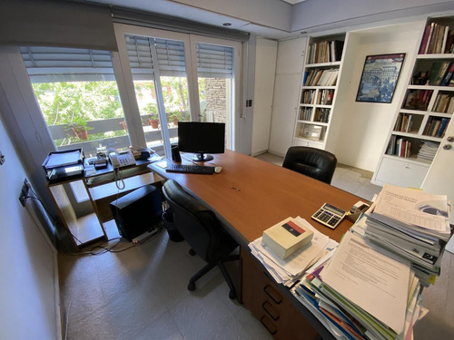 Venta Oficina Saavedra - Casa Ideal Para Oficina Audiovisual, Arias 2600
