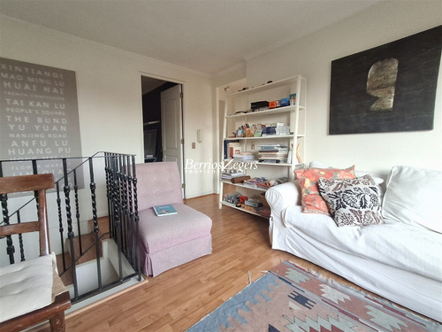 Casa En Venta De 4 Dorm. En Lo Barnechea Jumbo Pie Andino