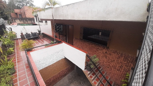 Imagen 23 de 30 de Turumo Casa En Venta Remodelada 140m2 3 H 3b 4 E Ref 35.000