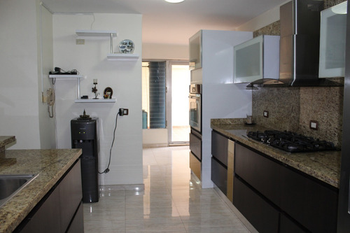 Imagen 27 de 28 de Cómodo Apartamento En La Planta Pent House Del Edificio Residencias La Vereda.