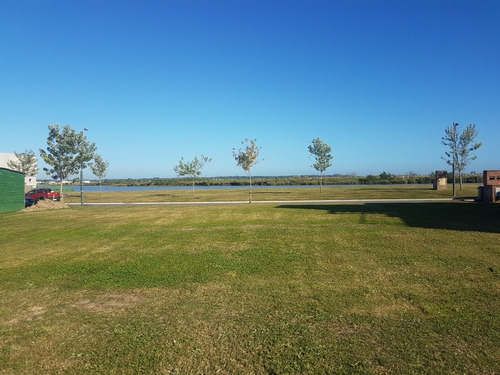 Lote Puertos Del Lago Muelles