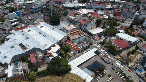 Local Comercial De 45.27m2 En Bajada De Chapultepec