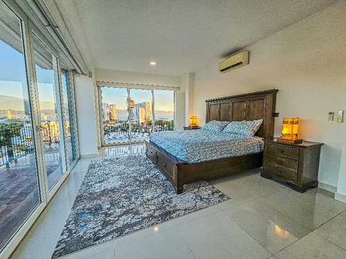 Departamento En Venta En Colonia Zona Hotelera Norte, Puerto Vallarta, Jalisco