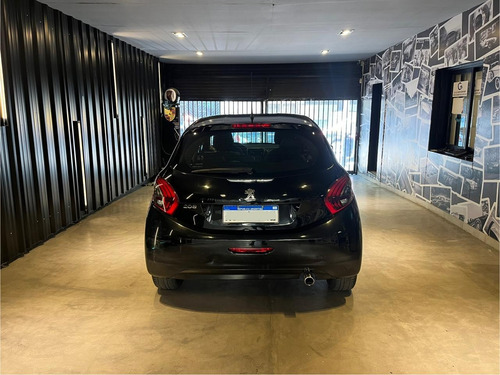 Peugeot 208 1.6 Active
