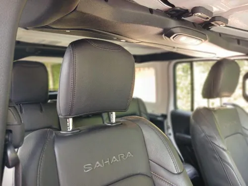 Jeep Wrangler Sahara 4x4 At