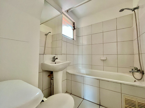 Cómoda Casa Con Excelente Ubicación En Buin