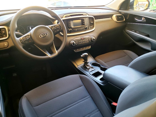 Imagen 7 de 8 de Kia Sorento Lx Ta 2018