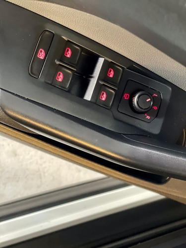Imagem 16 de 21 de Volkswagen T Cross Cl Tsi Ad (flex) - 2019/2020
