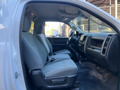 RAM 4000 5.7 Chasis Cabina Pl 4x2 Mt