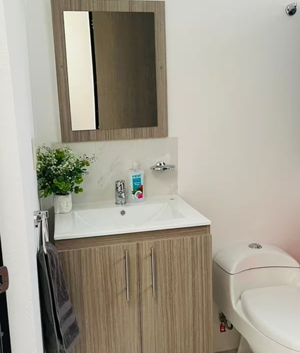 Casa En Fernando Gonzalez Roa, Ciuadad Satelite, Naucalpan, Edomex. Ch3-ru. 150