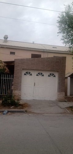 Casa En Venta En 400 Viviendas