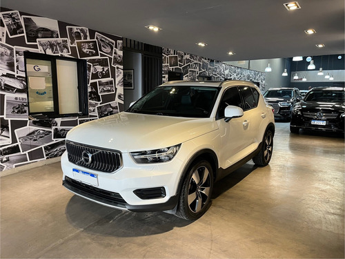 Volvo Xc40 2.0t T5 R-design Awd
