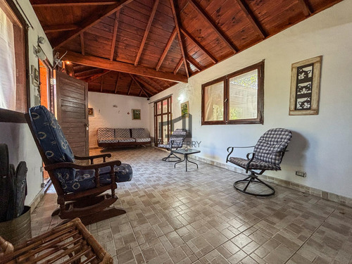 Casa En La Caleta