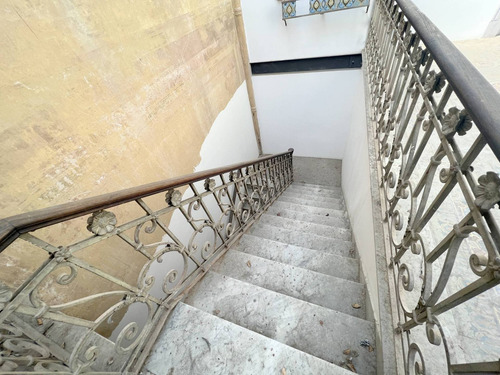Imagen 11 de 25 de Venta De Edificio En Ciudad Vieja Con Cuatro Unidades.