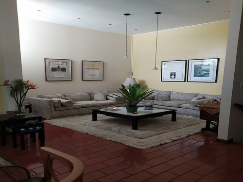 Imagen 3 de 26 de Venta, Casa. Cumbres De Curumo 419,15m2 3h+s+e/3b+s+e/3pe