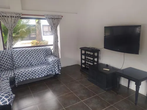 Casa En Venta En Valle De Los Lanceros. Cod V14409