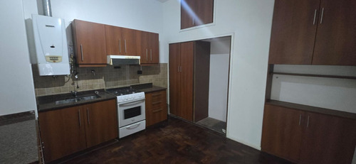 Alquiler - Departamento 2 Ambientes Tipo Ph En San Justo