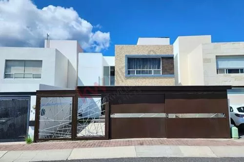 Casa En Venta/nuevo Queretaro/el Refugio