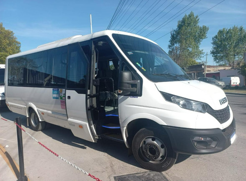 Alquiler De Combis, Minibuses Y Micros
