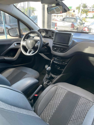 Imagen 9 de 15 de Peugeot 208 1.6 Feline 2018