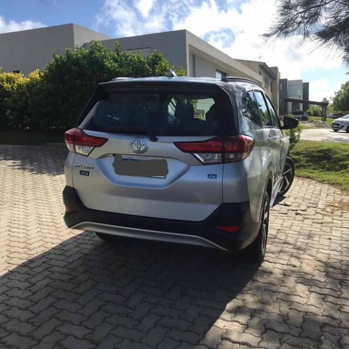 Toyota Rush Automática - Full