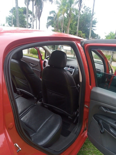 Imagem 5 de 11 de Fiat Punto 2010 1.4 Elx Flex 5p