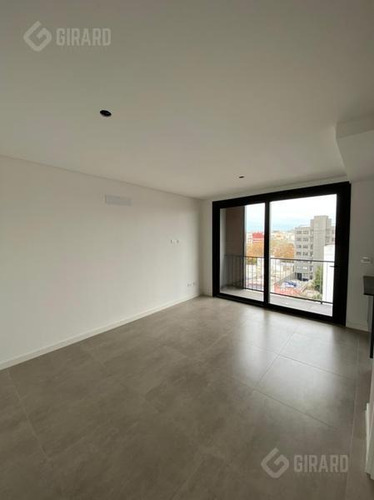 Edificio Bonjo V, Semipiso De 2 Ambientes A Estrenar. Guemes