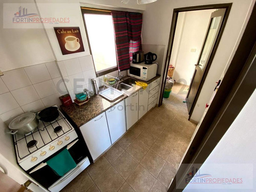 Imagen 5 de 19 de Departamento - La Plata