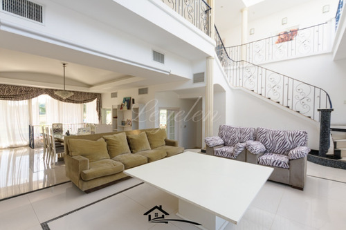Imagen 2 de 26 de Casa En Venta En Barrio Privado Venado . Canning