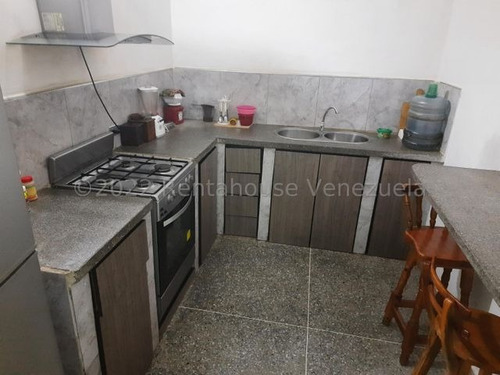Imagen 11 de 12 de Casa En Venta En Centro San Juan, San Juan De Los Morros 23-2060 / 0424-3392775