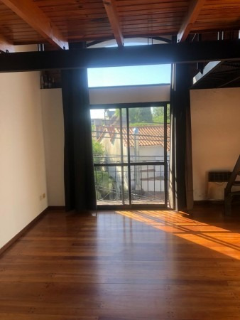 Imagen 3 de 19 de Excelente Departamento De 2 Amb En Bernal Centro