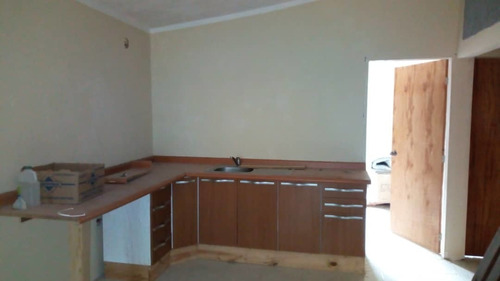 Imagen 2 de 9 de Casa En Tacarigua