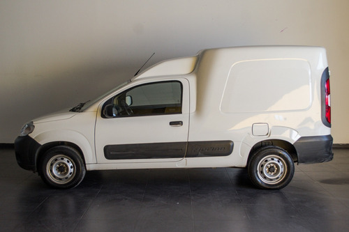 Imagen 9 de 15 de Fiat Fiorino 2017 1.4 Fire Evo Pack Top 87cv Ab315 Nv