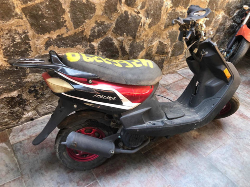 Carcasa De Tablero Motoneta Italika 125c 2019 (Usado)