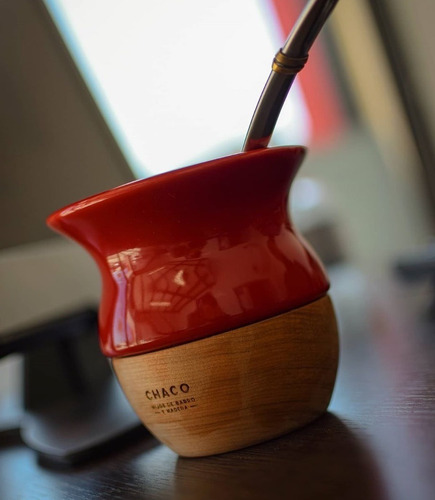 Mate Chaco De Cerámica Y Madera + Bombilla Inox + Funda Color Rojo