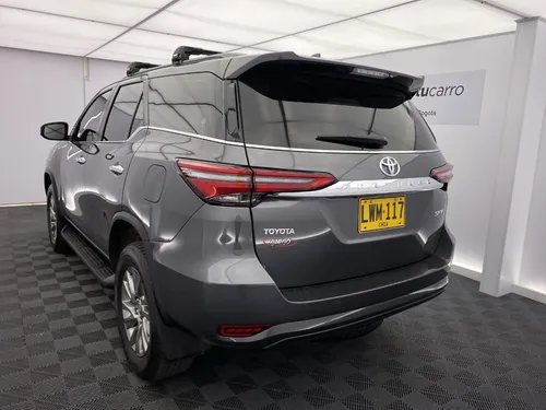 Toyota Fortuner 2.7 Srv At 4x2