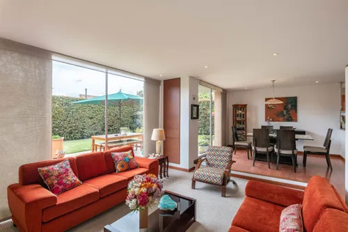 Casa En Venta En Hacienda Fontanar. Cod V14595