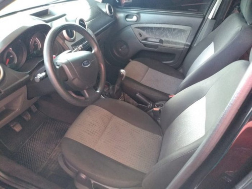 Imagem 9 de 10 de Fiesta Sedan 1.6 Rocam Sedan 8v Flex 4p Manual