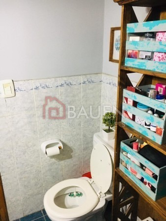 Imagen 9 de 16 de Cabañas En Pleno Bosque, Cercano Al Centro Con Todos Los Servicios