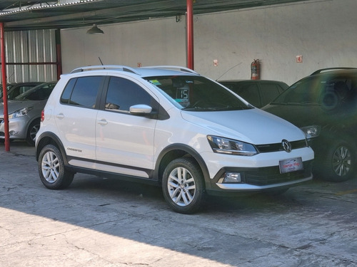 Imagen 6 de 11 de Volkswagen Crossfox 2015 1.6 Trendline Ll Alt