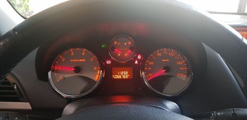 Imagen 10 de 15 de Peugeot 207 2012 1.6 Coupe Thp 156cv