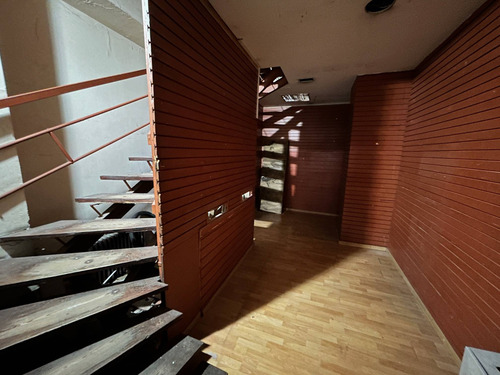 Alquiler - Local Comercial 140 M2 - 18 Y Ejido