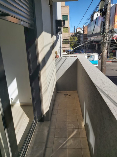 Venta Departamento 2 Dormitorios Adjudicado Regam Pilay Con Posesion Inmediata O Renta, Av Colon 1494