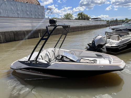 Lancha Jet Scarab 165 Motor Rotax 155 Año 2019