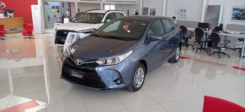 Imagen 2 de 11 de Toyota // Yaris Xls 6m/t