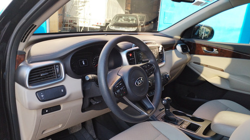 Kia Sorento 2.4 Lx At
