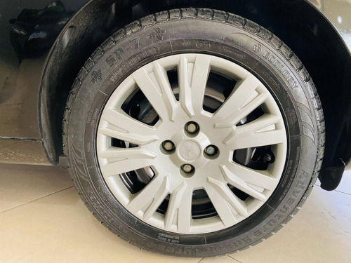 Imagem 5 de 8 de Fiat Palio 1.6 Mpi Essence 16v Flex 4p Manual