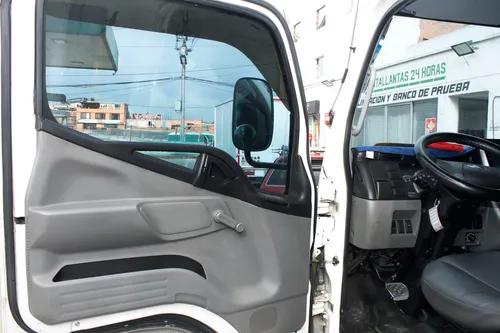 Mitsubishi Fuso Fe73be6slnqa 2019